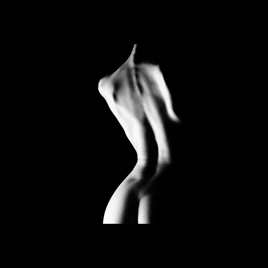 Shaffof erotikada fotosurat